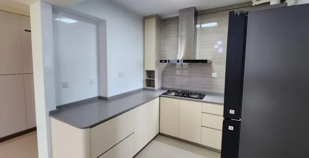 Authenticated Google Review screenshot praising designer Zue for kitchen renovation